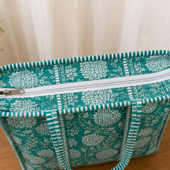 Handmade Cotton Tote Bag with Zip Closure, Large Shoulder Bag - kraafty-com