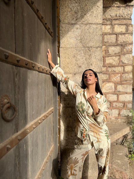 White Floral Long Sleeve Pajama Set for Women Cozy Sleepwear & Perfect Gift for Her