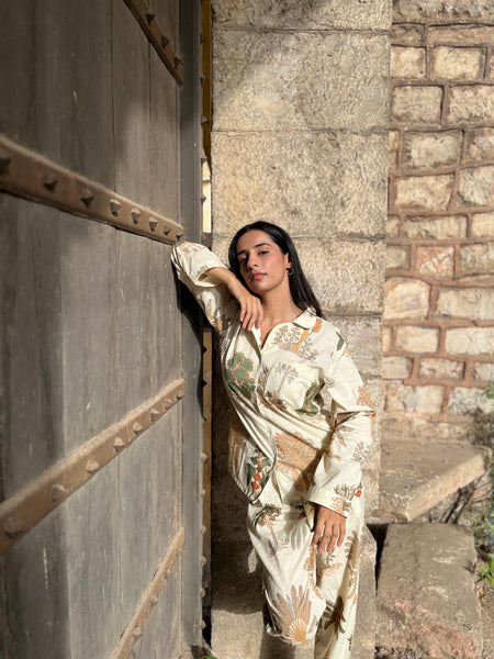 White Floral Long Sleeve Pajama Set for Women Cozy Sleepwear & Perfect Gift for Her