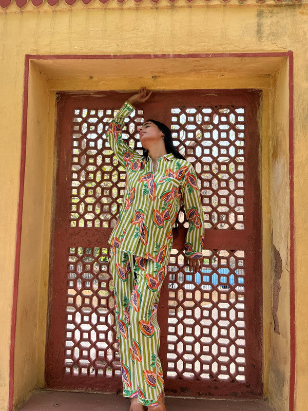 Women's Long Sleeve Pajama Set Green Papaya Print, Perfect Gift for Her