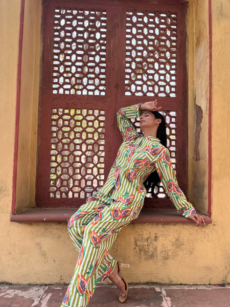 Women's Long Sleeve Pajama Set Green Papaya Print, Perfect Gift for Her