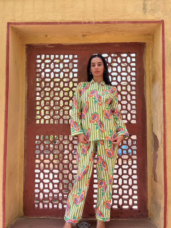 Women's Long Sleeve Pajama Set Green Papaya Print, Perfect Gift for Her