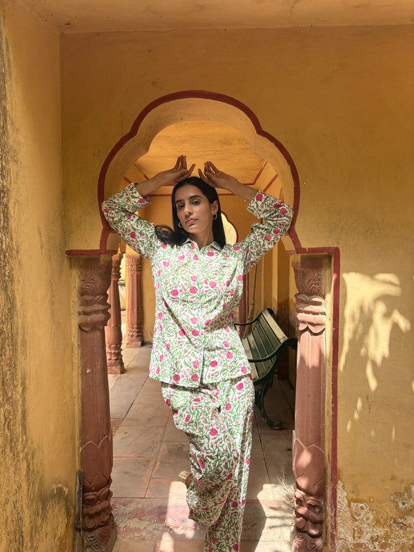 Green Floral Pajama Set for Women Long Sleeve Sleepwear Cozy Loungewear Best Gift for Her