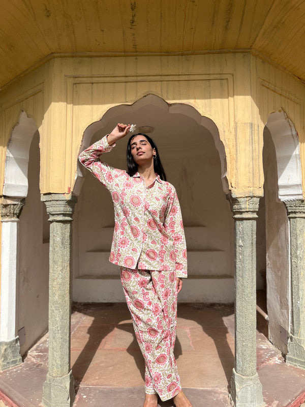 Pink Floral Long Sleeve Pajama Set for Women Cozy Sleepwear