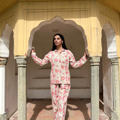Pink Floral Long Sleeve Pajama Set for Women Cozy Sleepwear