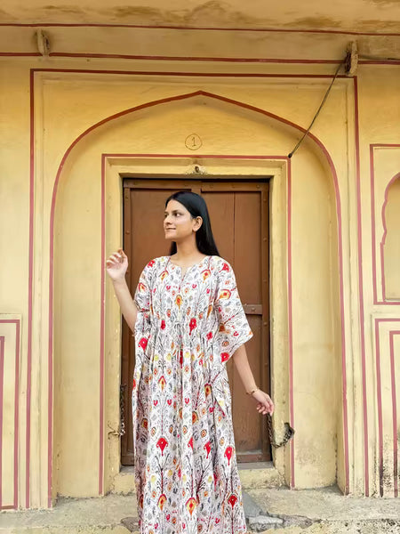 100% Cotton White Floral Kaftan Indian Vintage Maxifor Beach or Lounge