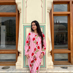 Women's Floral Long Sleeve Pajama Set Cozy Sleepwear Gift for Her - 1