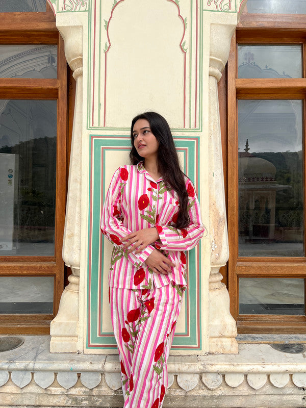 Women's Floral Long Sleeve Pajama Set Cozy Sleepwear Gift for Her - 1