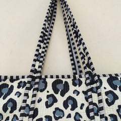 Medium Size Quilted bag, Quilted tote bag, Handmade Tote Bag, embroidery bag, Cotton Bag, bag for women Travel Bag, Handle Bag, Best Gift