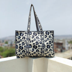 Medium Size Quilted bag, Quilted tote bag, Handmade Tote Bag, embroidery bag, Cotton Bag, bag for women Travel Bag, Handle Bag, Best Gift