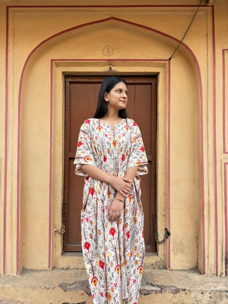 100% Cotton White Floral Kaftan Indian Vintage Maxifor Beach or Lounge