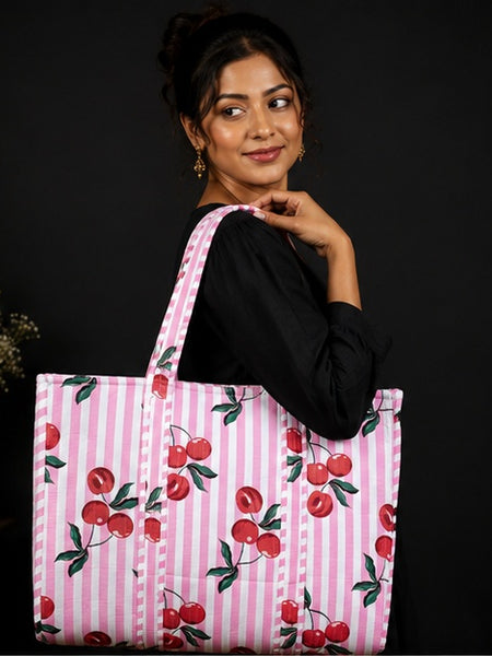 Lightweight Cotton Pink Floral Tote Bag for Everyday Use - kraafty-com