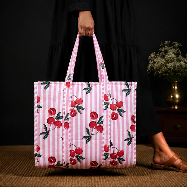 Lightweight Cotton Pink Floral Tote Bag for Everyday Use - kraafty-com