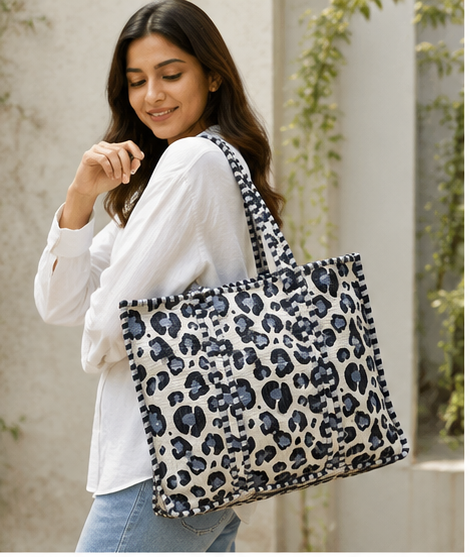 Women's Cotton Quilted Tote Bag with Zip, Beach & Everyday Bag - kraafty-com