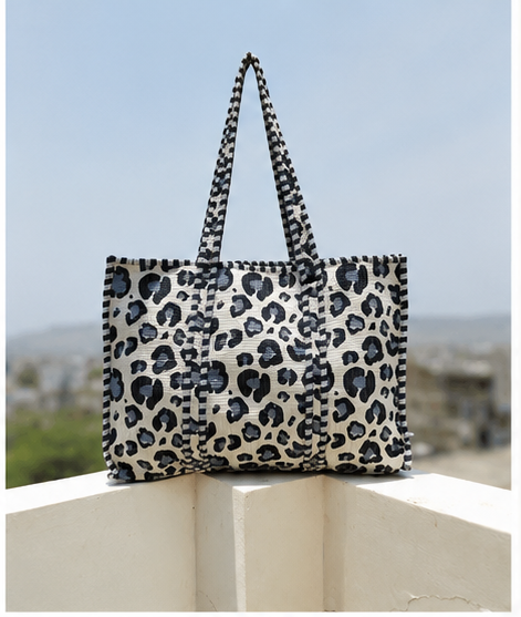 Women's Cotton Quilted Tote Bag with Zip, Beach & Everyday Bag - kraafty-com