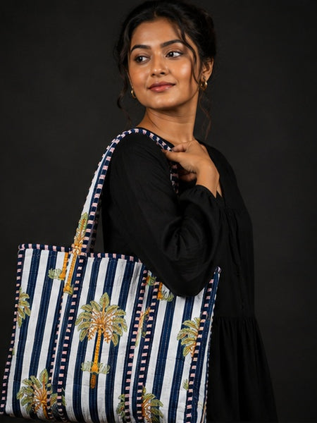 Reversible Quilted Pam Tree Tote Bag — Shoulder Bag Comfort - kraafty-com